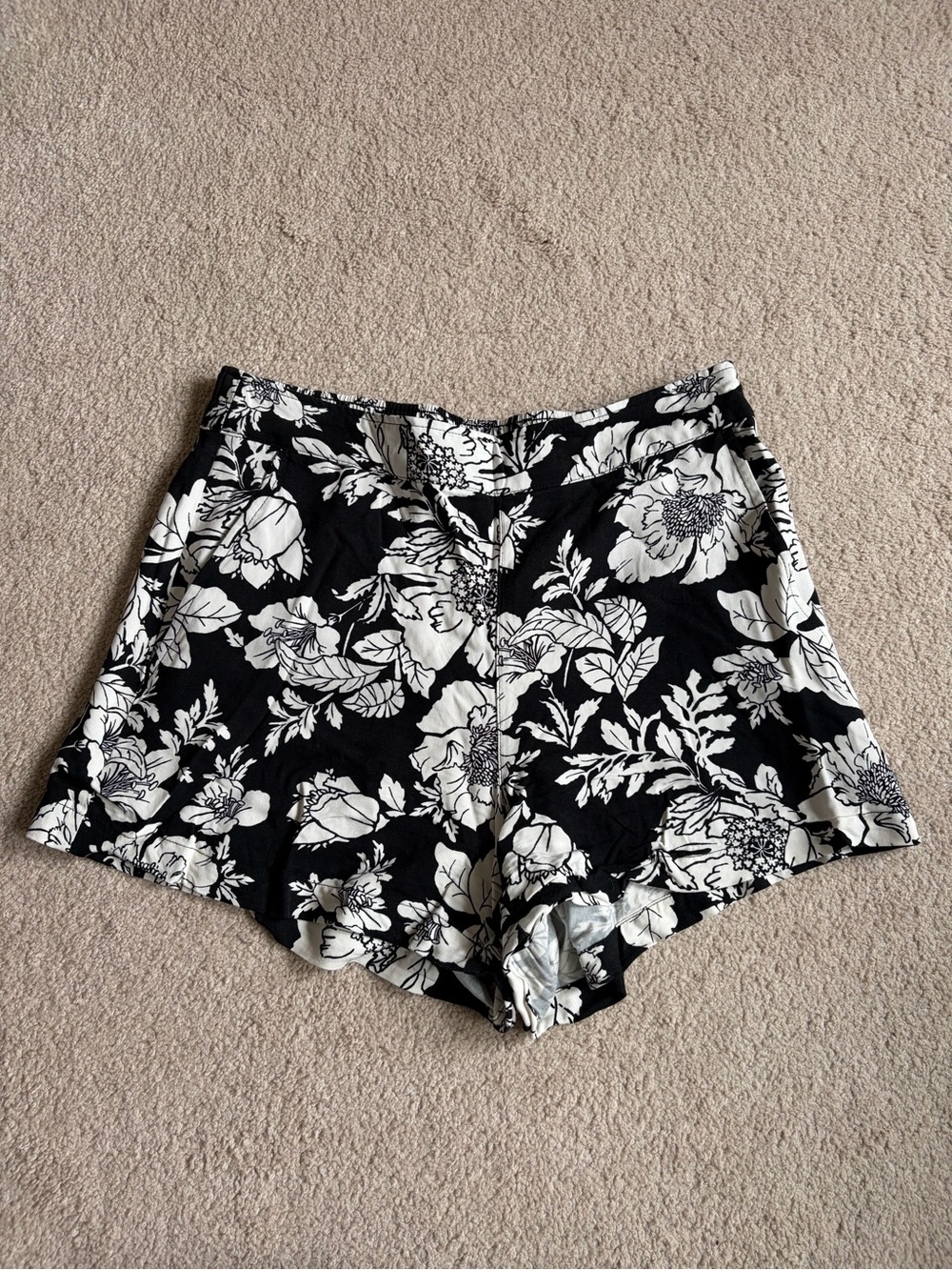 Old Navy High Rise Playa Shorts